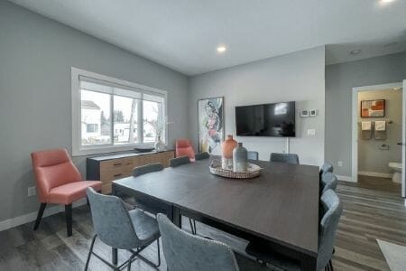 Why work with a stager on your short-term rentals