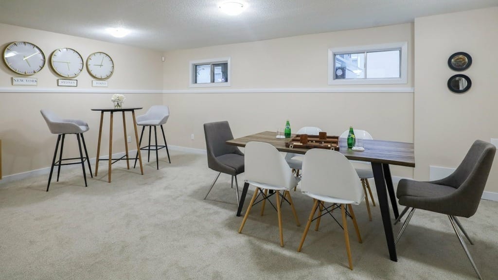 Vacant vs Occupied Home Staging