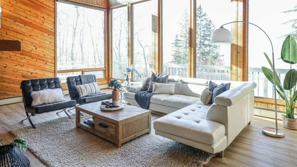 5 Budget-Friendly Summer Staging Hacks That Make a Big Impact