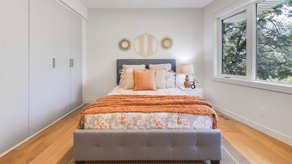 bedroom staging